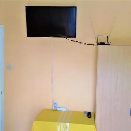 Branko Fabijanic Front Row By The Sea Apartment *