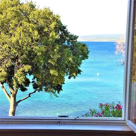 Apartment Branko Fabijanic Front Row By The Sea *