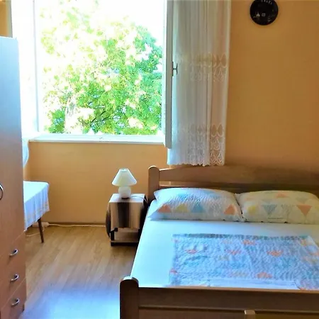 Branko Fabijanic Front Row By The Sea Apartment Selce