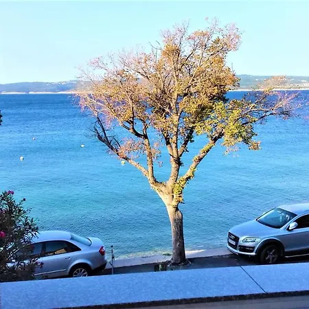 Branko Fabijanic Front Row By The Sea Apartament *