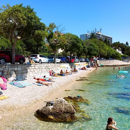 Apartment Branko Fabijanic Front Row By The Sea Selce