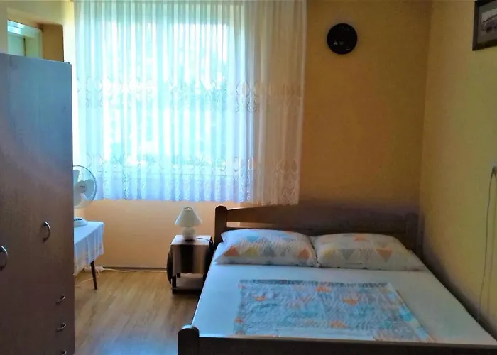 Apartman Branko Fabijanic Front Row By The Sea *